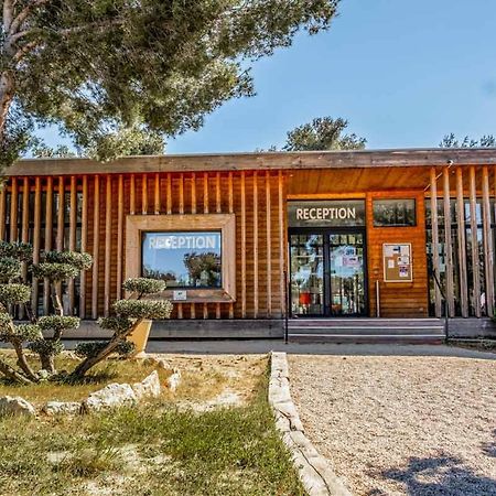 Martigues, Camping De L'Arquet **** Exterior photo